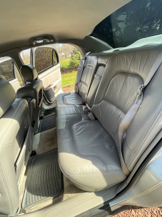 2003 Buick Park Avenue - Image 18 of 21