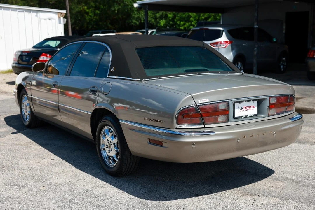 2003 Buick Park Avenue - Image 5 of 31