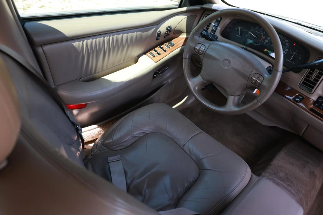 2003 Buick Park Avenue - Image 20 of 31