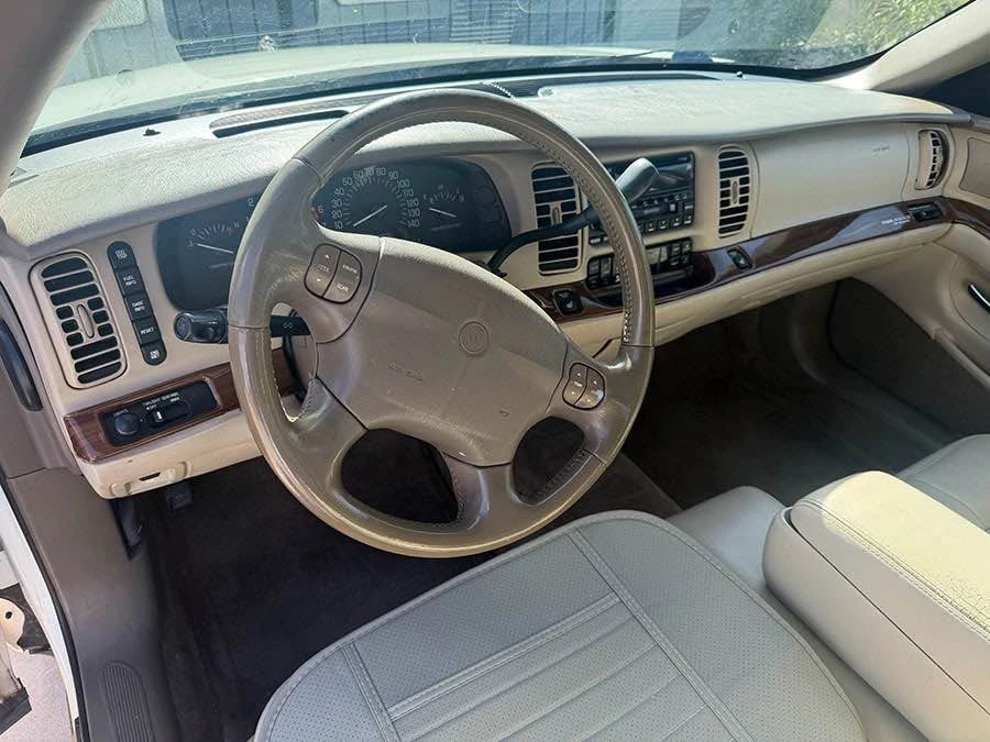 2003 Buick Park Avenue - Image 16 of 17