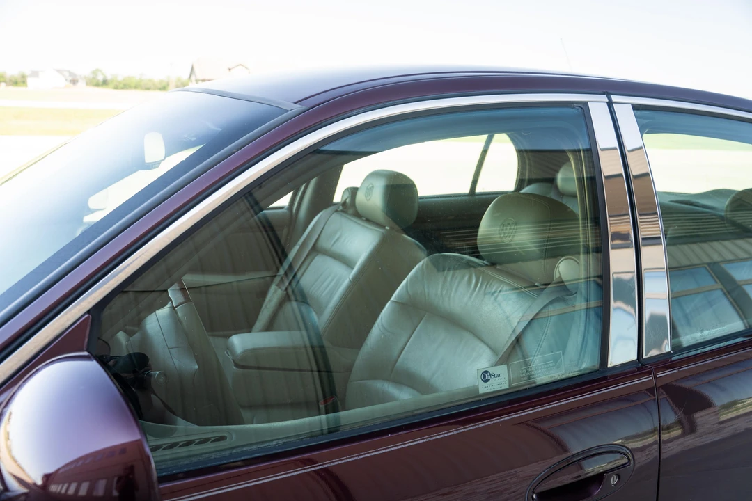 2003 Buick Park Avenue - Image 31 of 31