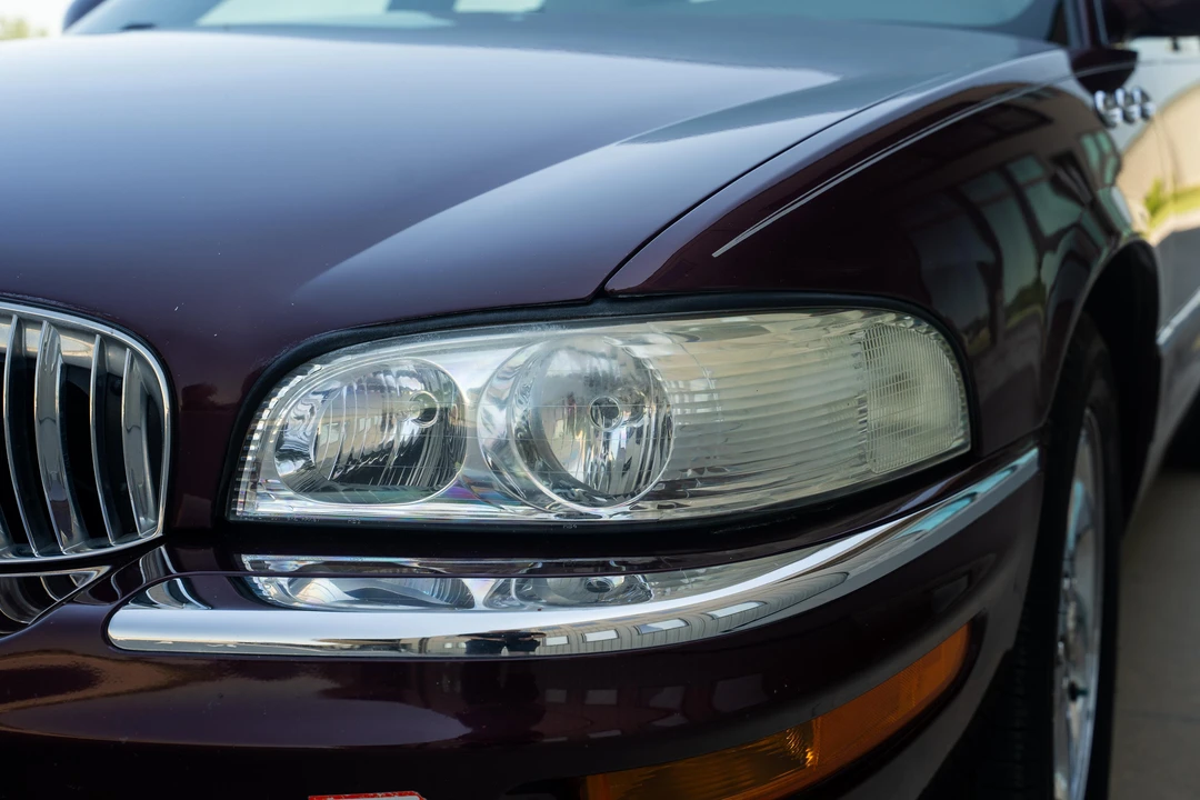 2003 Buick Park Avenue - Image 24 of 31