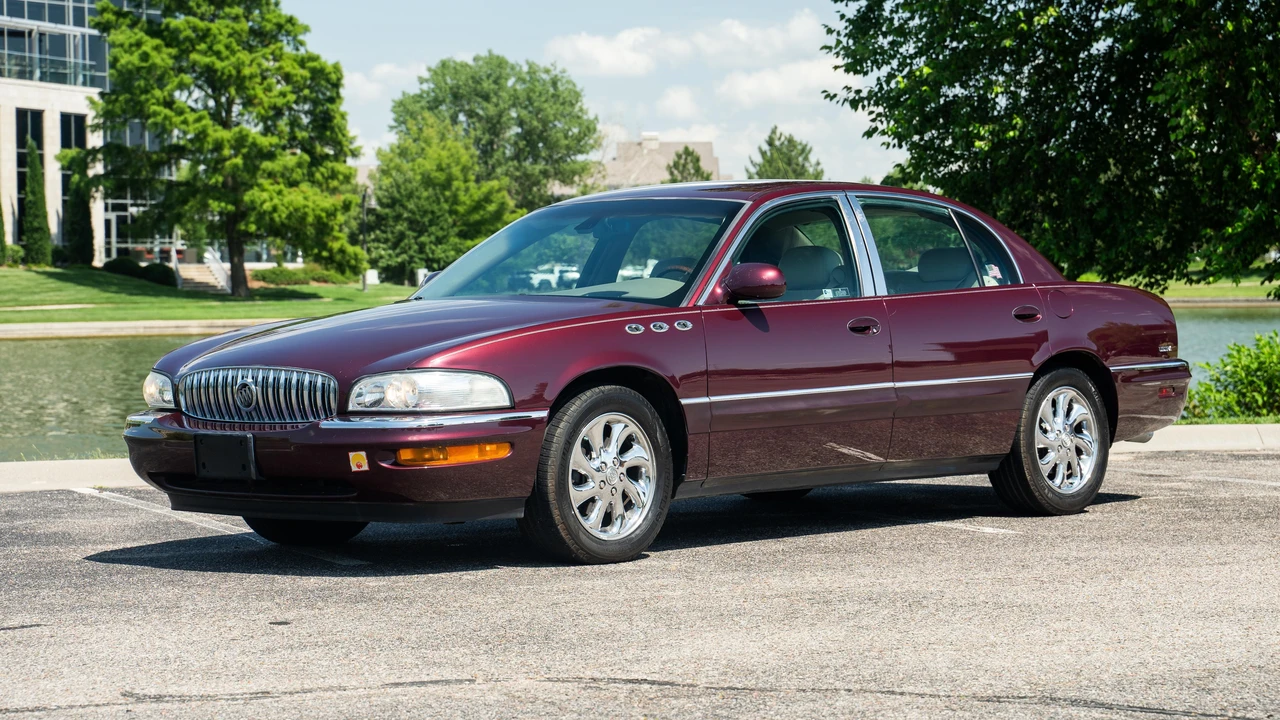 2003 Buick Park Avenue - Image 7 of 31