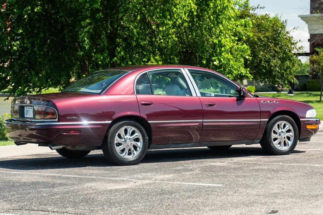 2003 Buick Park Avenue - Image 3 of 31