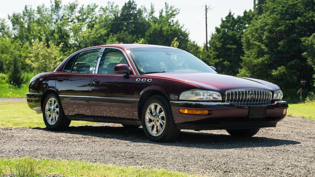 2003 Buick Park Avenue - Image 16 of 31
