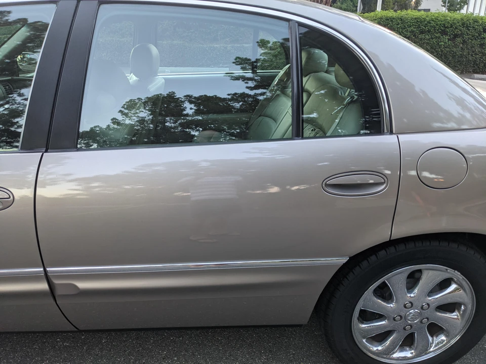 2003 Buick Park Avenue - Image 29 of 31