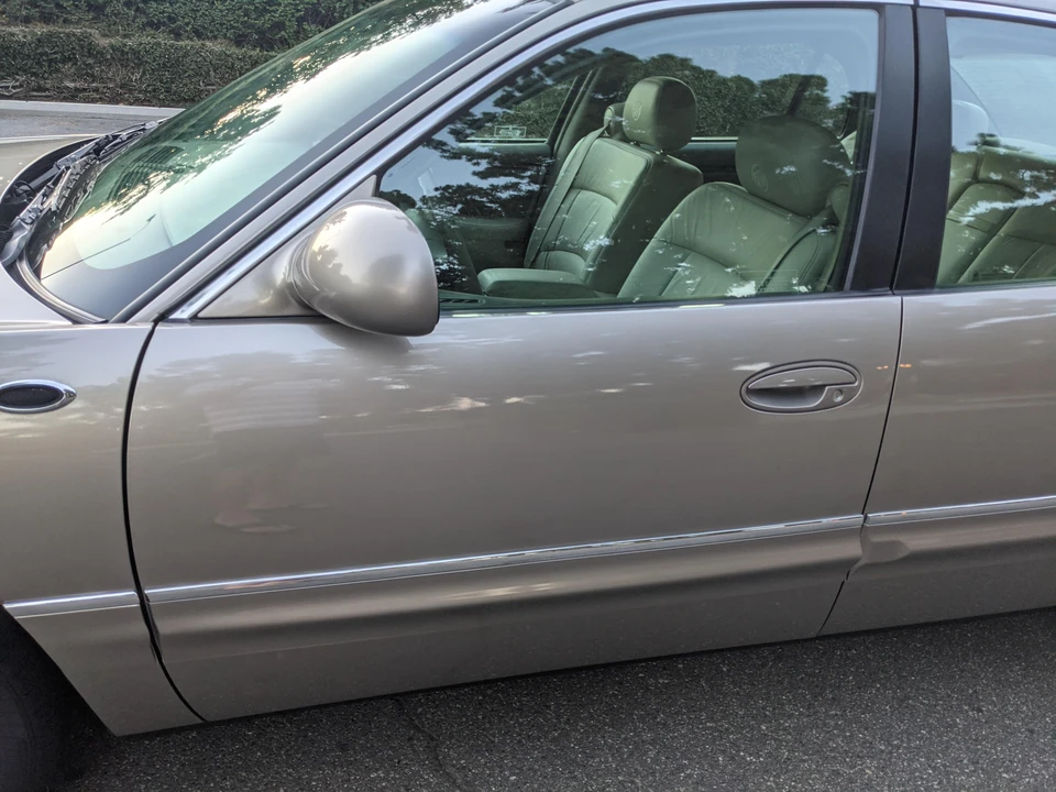 2003 Buick Park Avenue - Image 28 of 31