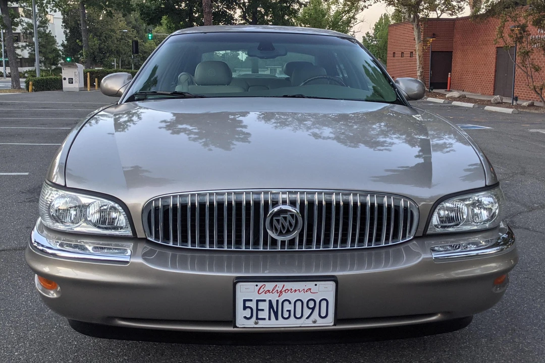2003 Buick Park Avenue - Image 2 of 31