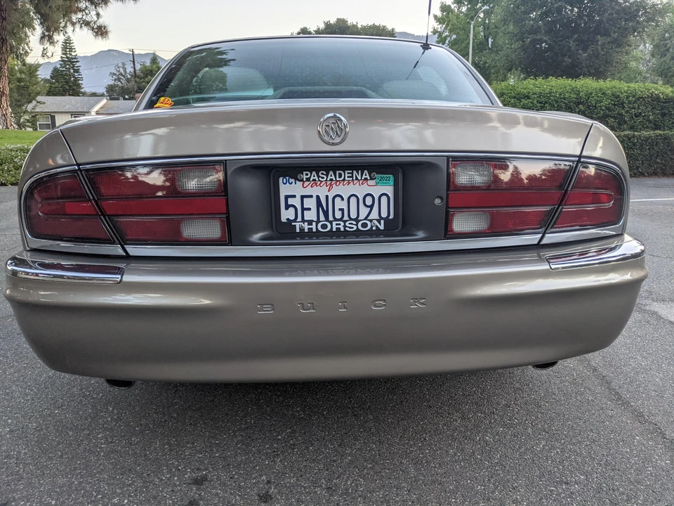2003 Buick Park Avenue - Image 15 of 31