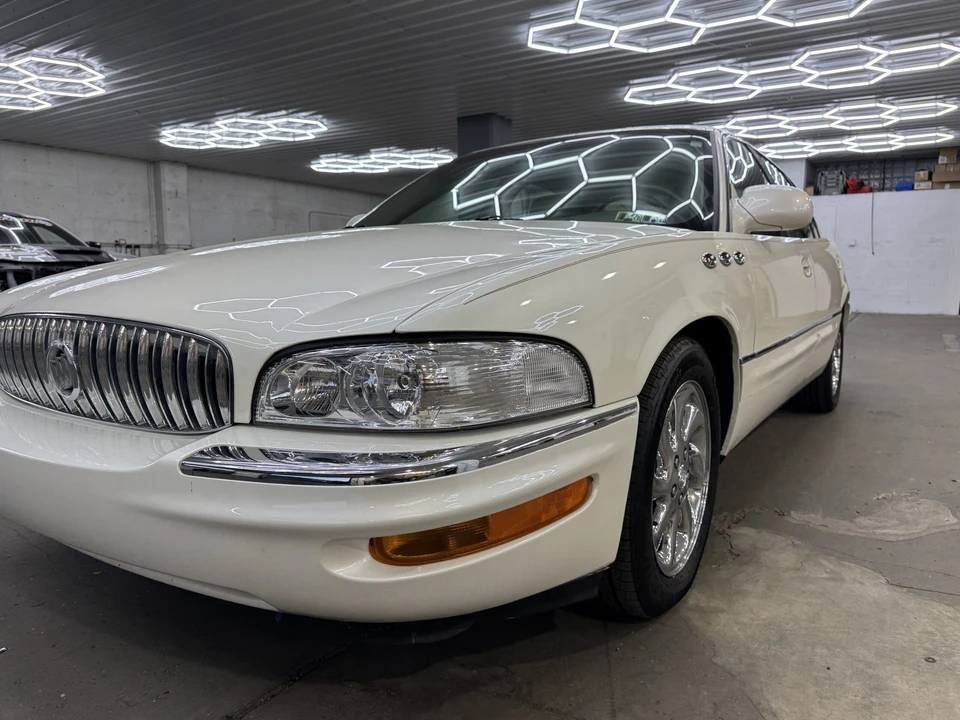 2003 Buick Park Avenue - Image 15 of 31