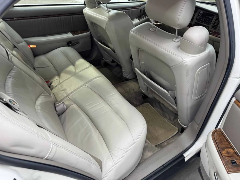 2003 Buick Park Avenue - Image 22 of 31