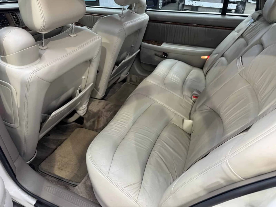 2003 Buick Park Avenue - Image 26 of 31