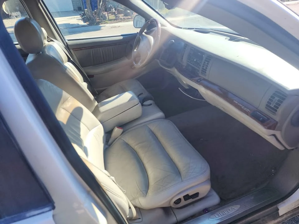 2003 Buick Park Avenue - Image 7 of 21