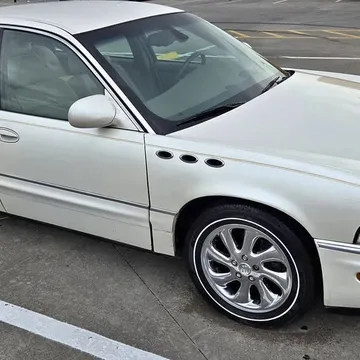 2003 Buick Park Avenue Ultra Sedan 4D