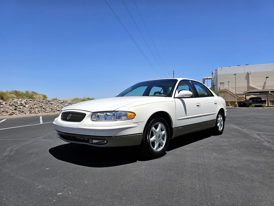 2003 Buick Regal - Image 7 of 31