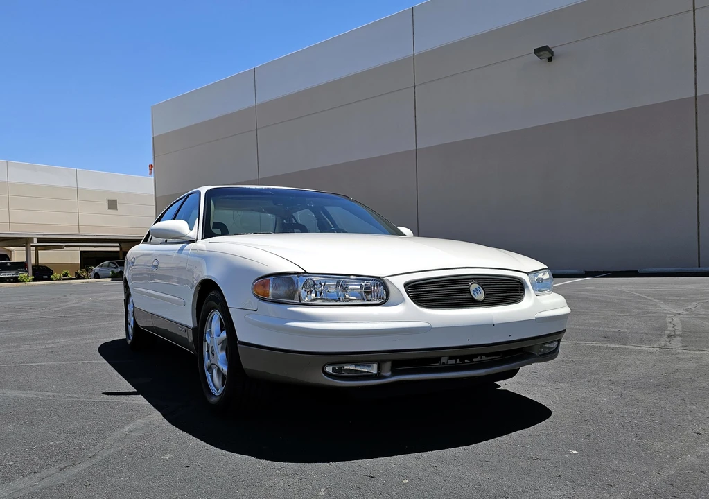 2003 Buick Regal - Image 17 of 31