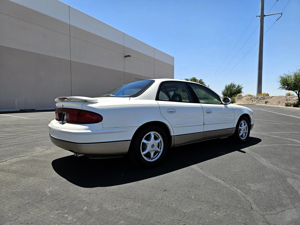 2003 Buick Regal - Image 14 of 31