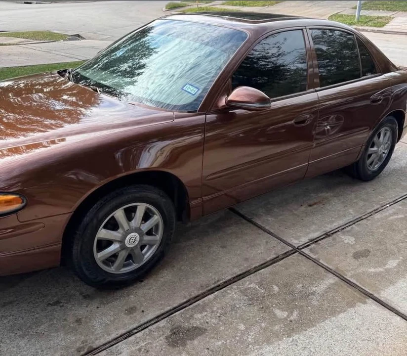 2003 Buick Regal - Image 2 of 6