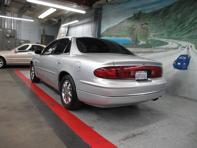 2003 Buick Regal - Image 18 of 31