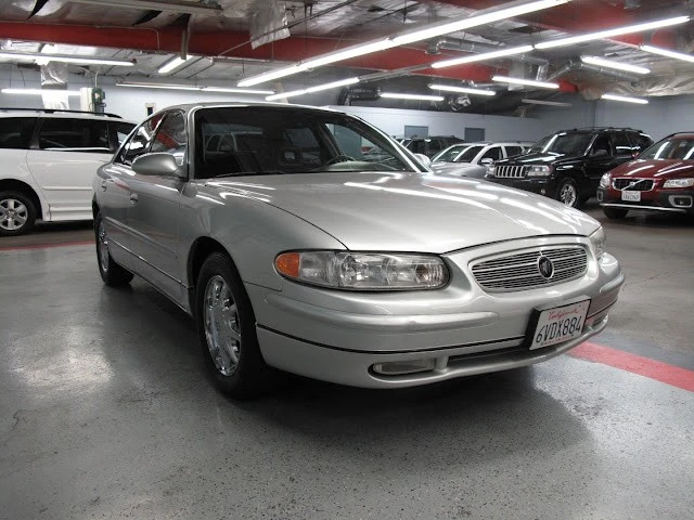 2003 Buick Regal - Image 10 of 31