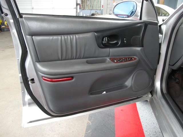 2003 Buick Regal - Image 9 of 31
