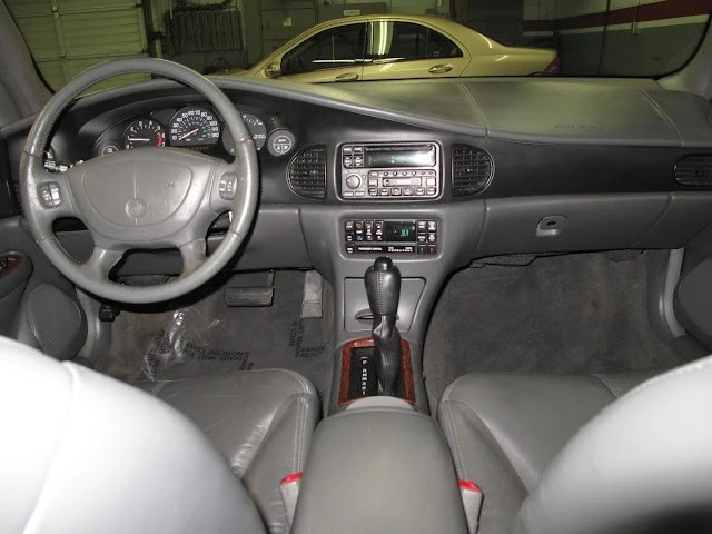 2003 Buick Regal - Image 2 of 31