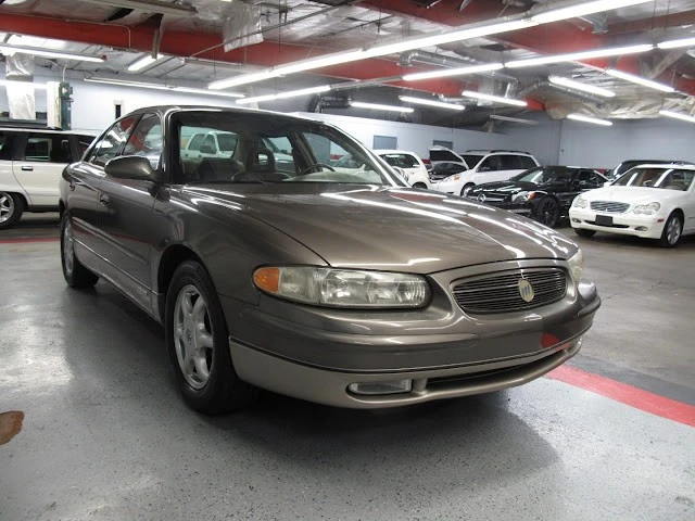 2003 Buick Regal - Image 12 of 21