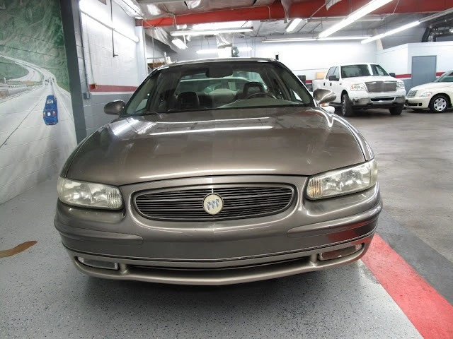 2003 Buick Regal - Image 10 of 21