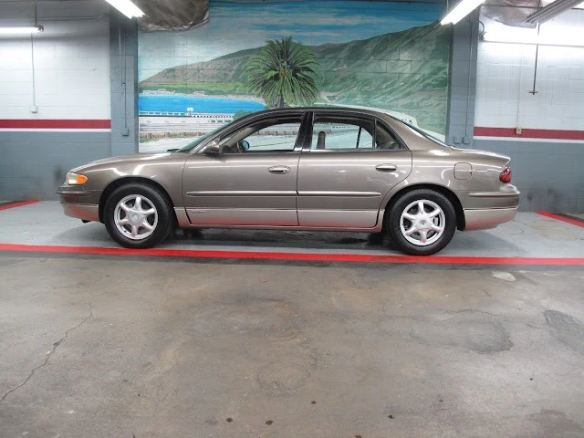 2003 Buick Regal - Image 8 of 21