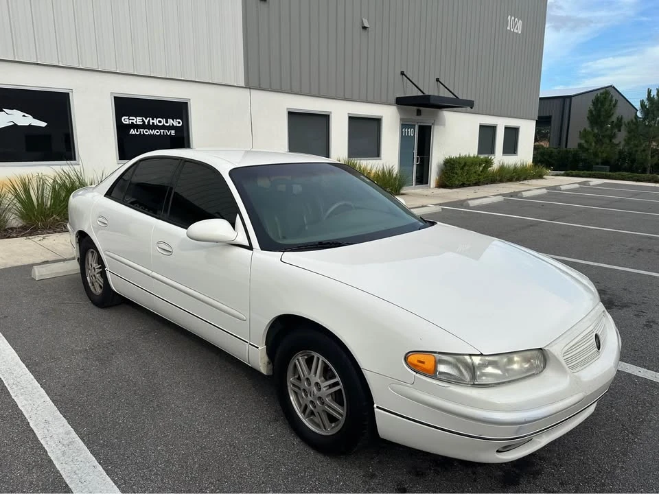 2003 Buick Regal - Image 2 of 14