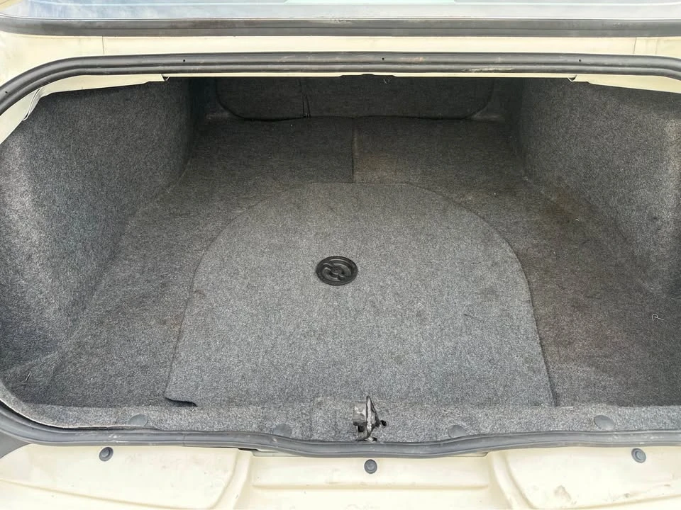 2003 Buick Regal - Image 6 of 14