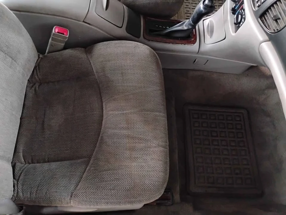 2003 Buick Regal - Image 4 of 12