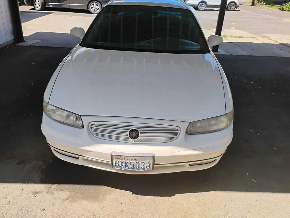 2003 Buick Regal - Image 10 of 12