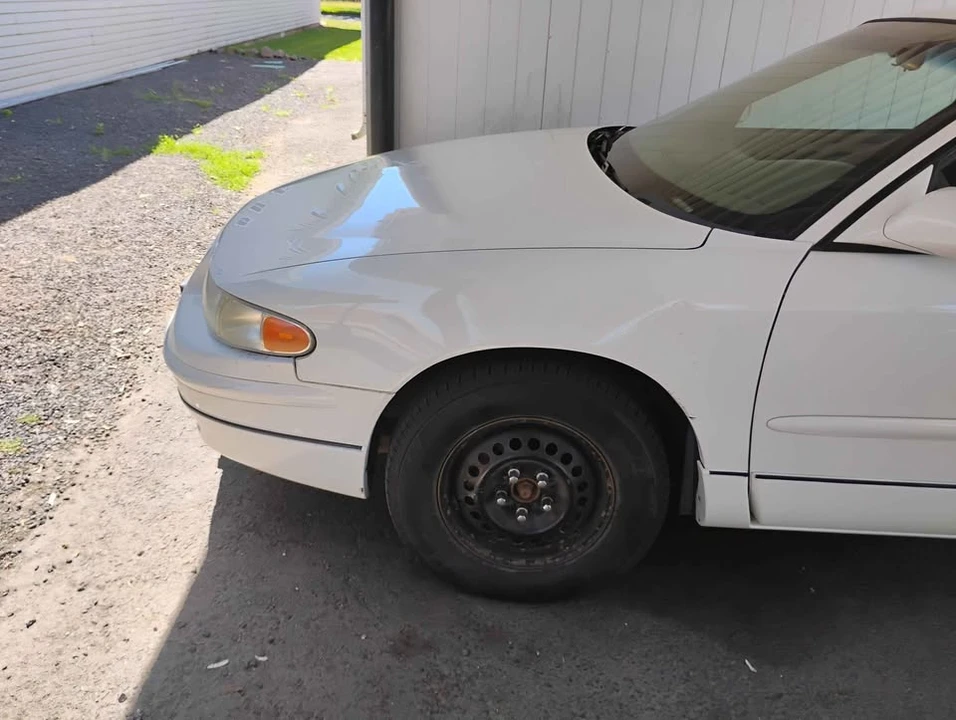 2003 Buick Regal - Image 11 of 12