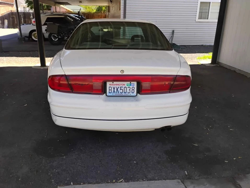 2003 Buick Regal - Image 7 of 12