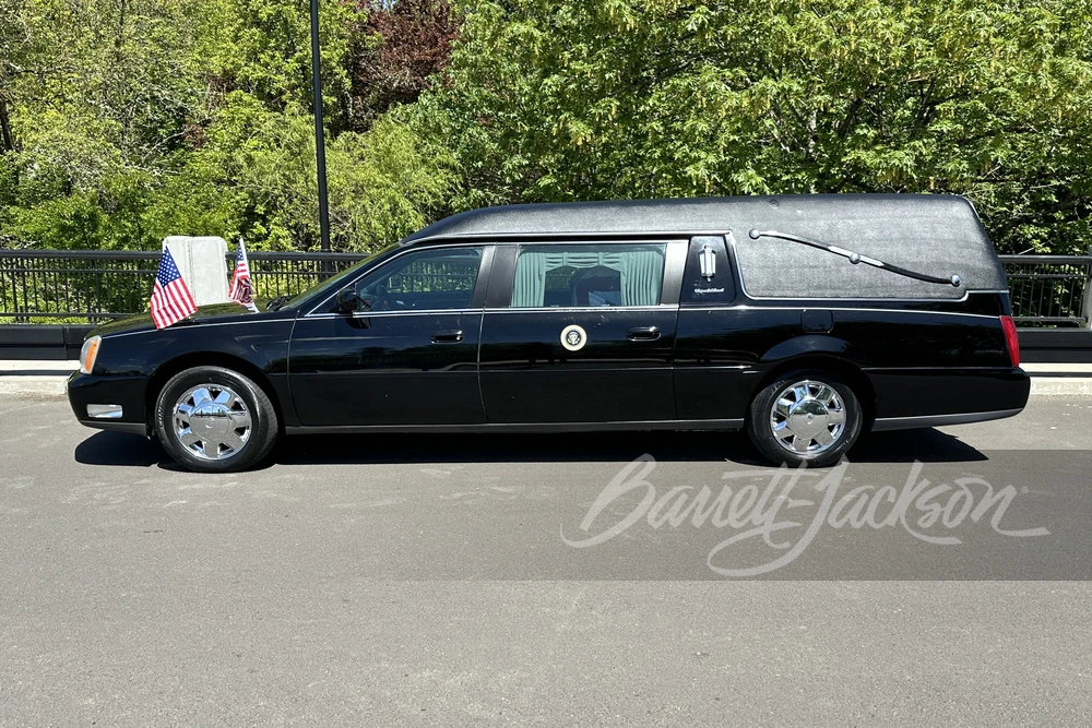 2003 Cadillac DeVille 8th Gen - Image 21 of 25