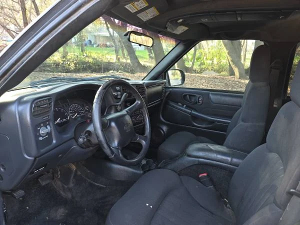 2003 Chevrolet S-10 Blazer 2nd Gen - Image 8 of 16
