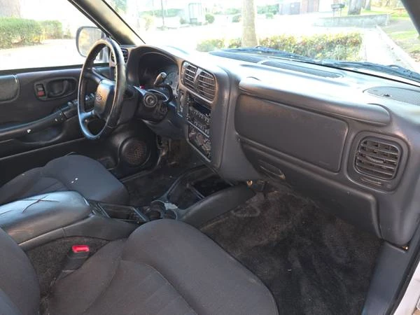 2003 Chevrolet S-10 Blazer 2nd Gen - Image 3 of 20