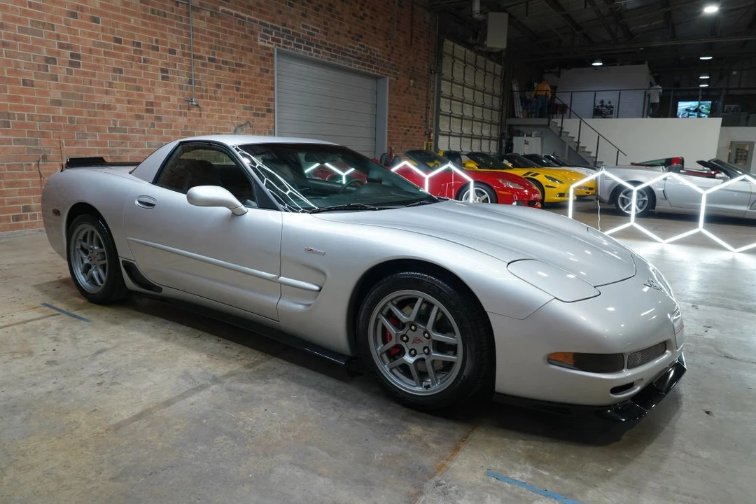 2003 Chevrolet Corvette C5 - Image 2 of 31