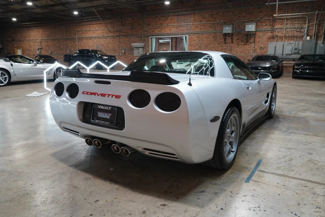 2003 Chevrolet Corvette C5 - Image 15 of 31