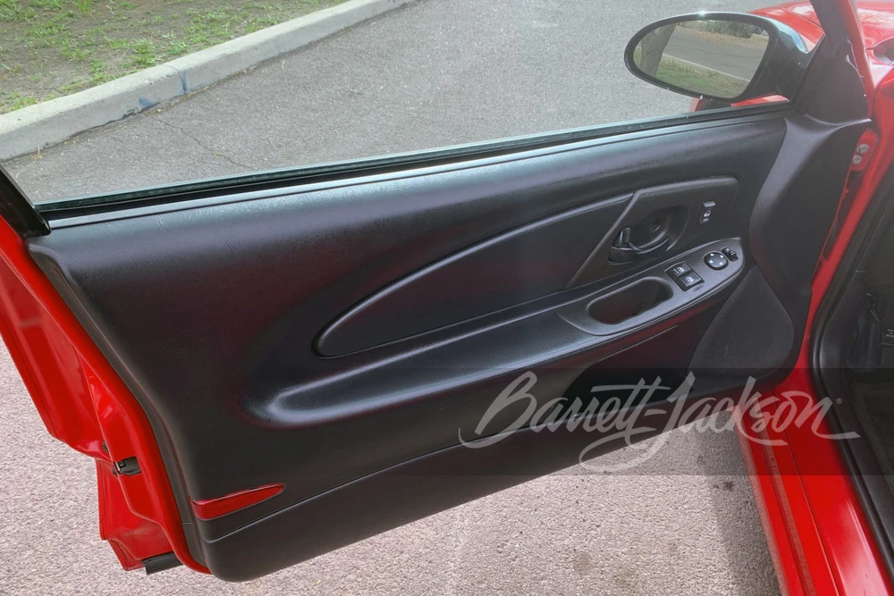 2003 Chevrolet Monte Carlo 6th Gen - Image 7 of 8