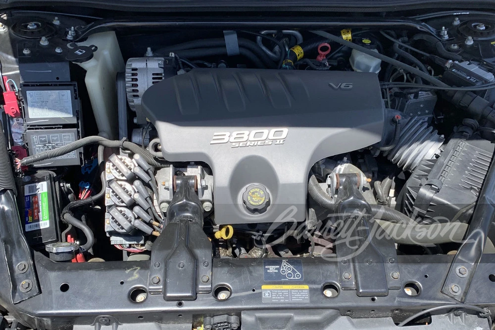 2003 Chevrolet Monte Carlo 6th Gen - Image 3 of 20