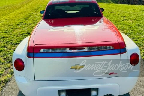 2003 Chevrolet SSR - Image 5 of 12