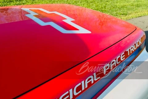 2003 Chevrolet SSR - Image 6 of 12