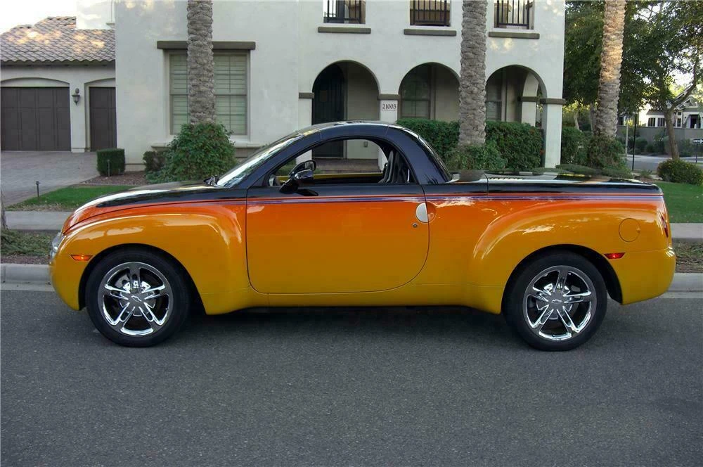 2003 Chevrolet SSR - Image 4 of 4