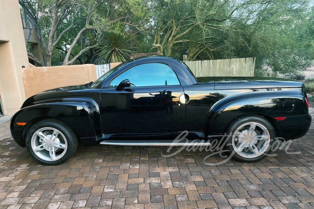 2003 Chevrolet SSR - Image 5 of 5