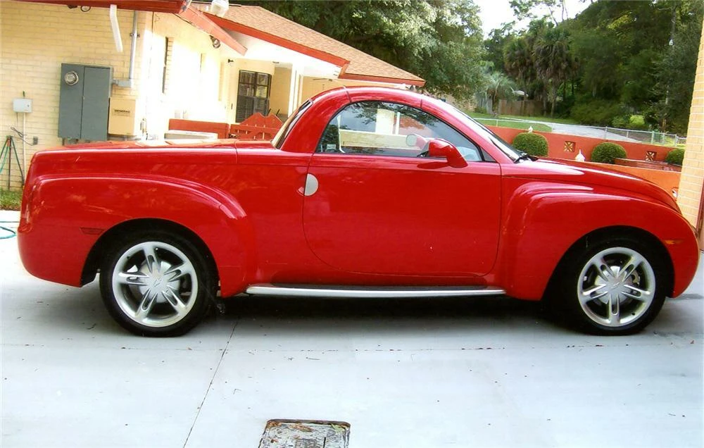 2003 Chevrolet SSR - Image 5 of 5