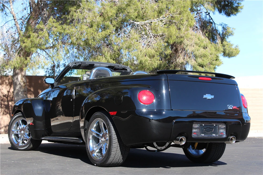 2003 Chevrolet SSR - Image 5 of 5