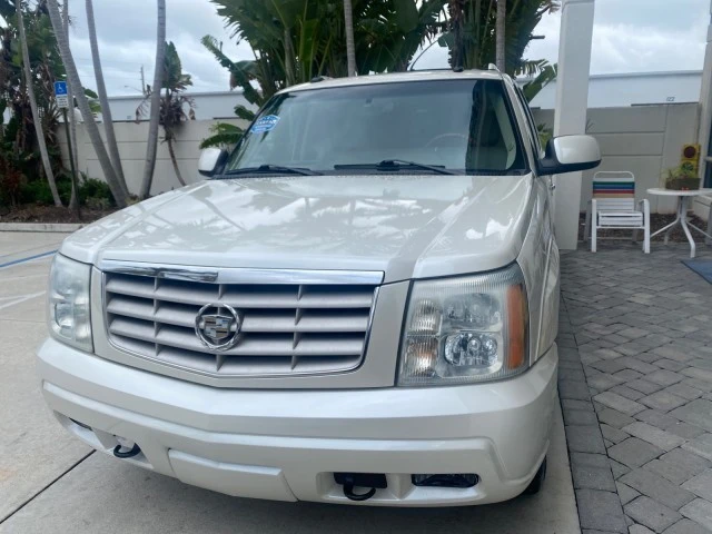 2003 Cadillac Escalade & EXT 2nd Gen - Image 4 of 21