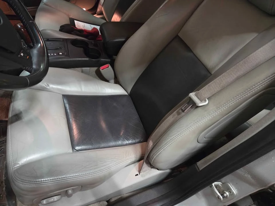 2003 Cadillac CTS 1st Gen - Image 5 of 10